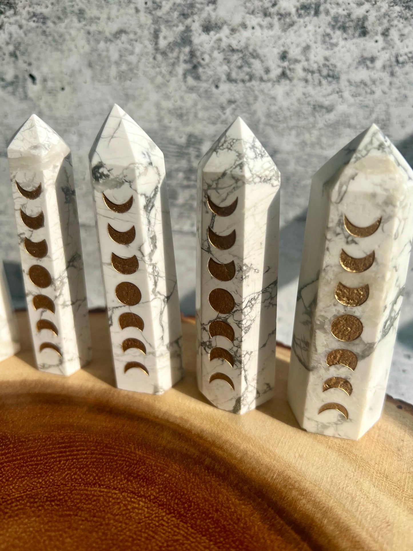 Moon Phase Howlite Tower